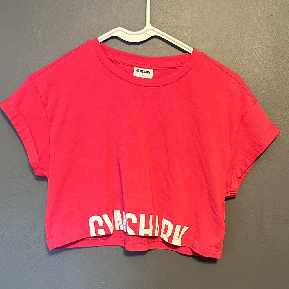 Gymshark hot pink Cropped Tee